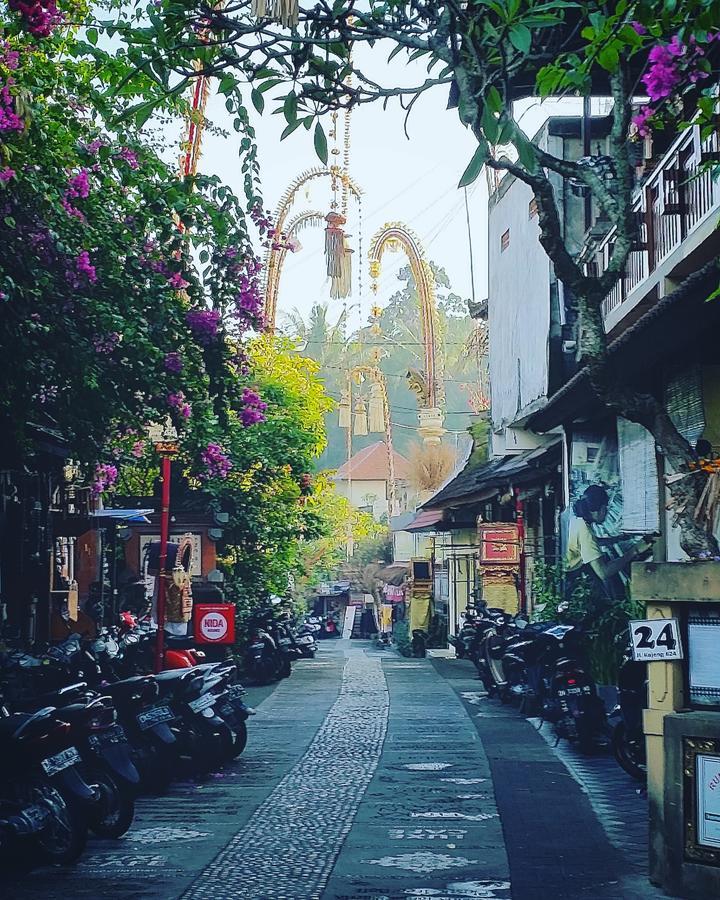 11 On Kajeng Hotel Ubud  Exterior photo